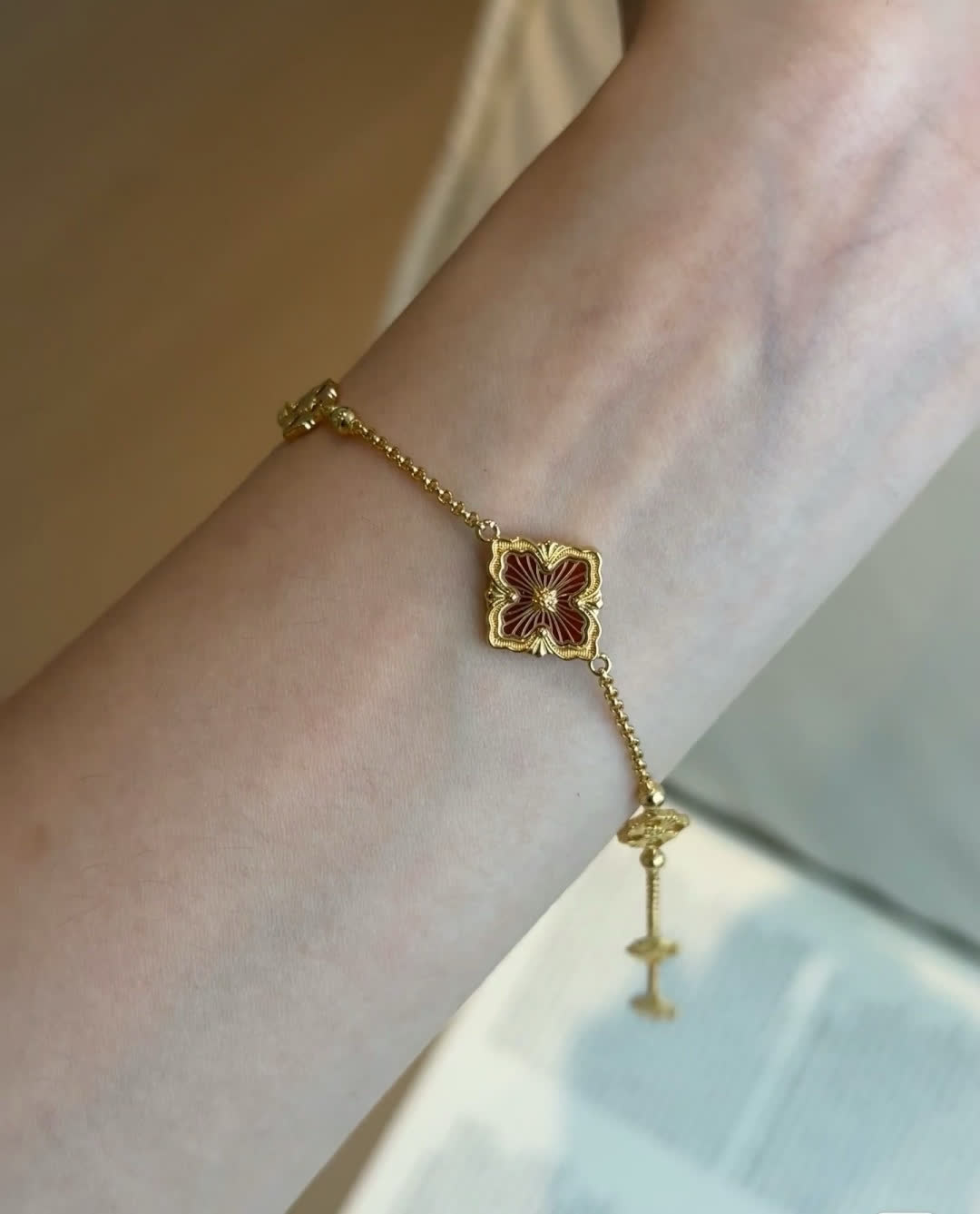 Van Cleef & Arpels Gold Filigree Bracelet